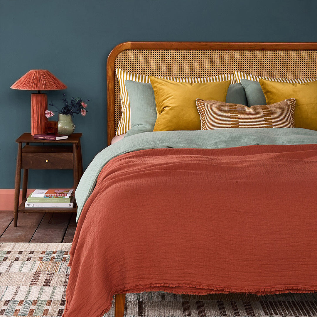 Raphia Solidwood & Cane Bed