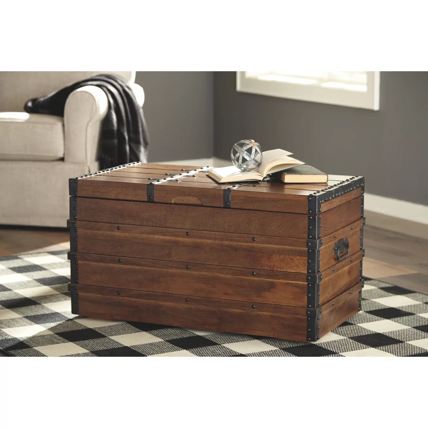 Woodworm | Darla Coffee Table | Trunk | Solid wood | Rosewood | Side View 