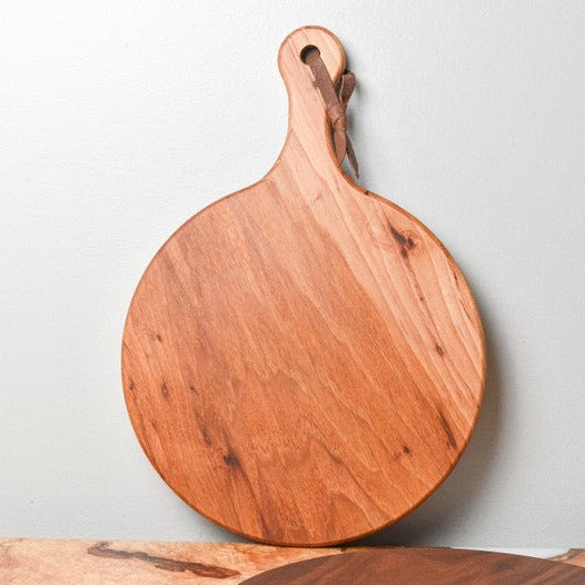 Round cutting board